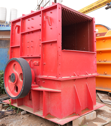 เครื่องคั้นกล่องเหลี่ยมมือสอง1616 Hammer Crusher