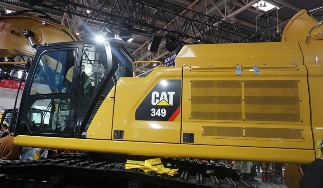 เครื่องจักรก่อสร้างมือสอง Cat349 รถขุดตีนตะขาบขนาดใหญ่